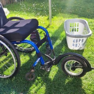 Lightweight manual wheelchair, ki rogue with a free wheel attachment 