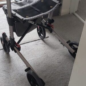 Tuni Spectra With Carry Bag Only 2 Months Old. Used Once. Excellent Condition