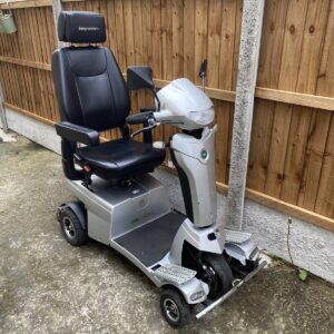 Quingo Vitess 2 Mobility Scooter. 8mph, 30mile range. Road Legal. 5 Wheels,