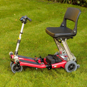 LUGGIE RED Folding Travel Mobility Boot Scooter FULLY SERVICED ✔️