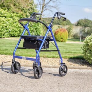 4 wheel rollator with seat