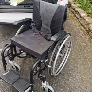 Invacare Action 5 Folding Manual Wheelchair