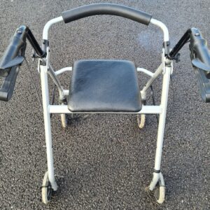 Days Patterson Medical Rollator Folding 4 Wheel Walker Seat With Brakes