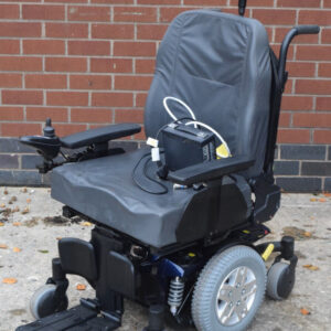 Used Quantum Q4 Mid Wheel Drive Indoor Suspension Power Chair