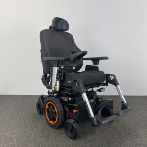 2020 Quickie Q500 M with Powered Lift & Tilt Powerchair *Looks BRAND NEW*