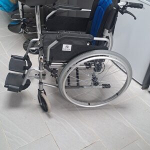wheelchair self propelled, blue, used only 2 months