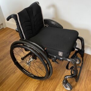 Krypton R Quickie active lightweight wheelchair (Includes cushion)