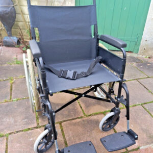 LOMAX SELF PROPELLED WHEELCHAIR 133KG WIDE SEAT 48 X 44cm