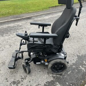 SUNRISE MEDICAL Q200R RWD 6MPH ELECTRIC SEAT TILT MOBILITY POWERCHAIR WHEELCHAIR