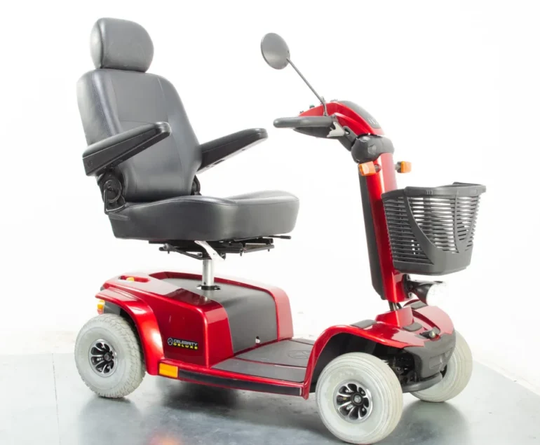 Pride Mobility Celebrity Deluxe Pavement Mobility Scooter